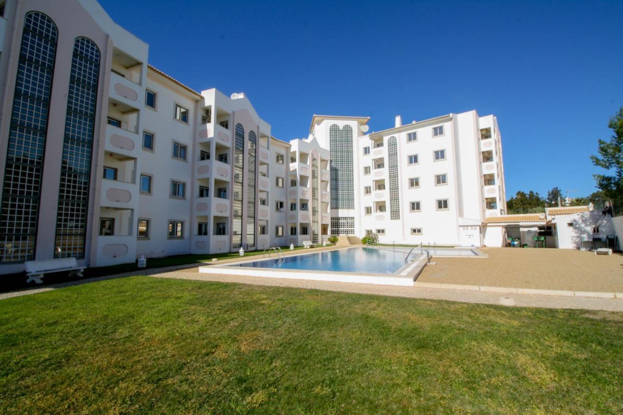 Vau Costa With Pool Apartment *