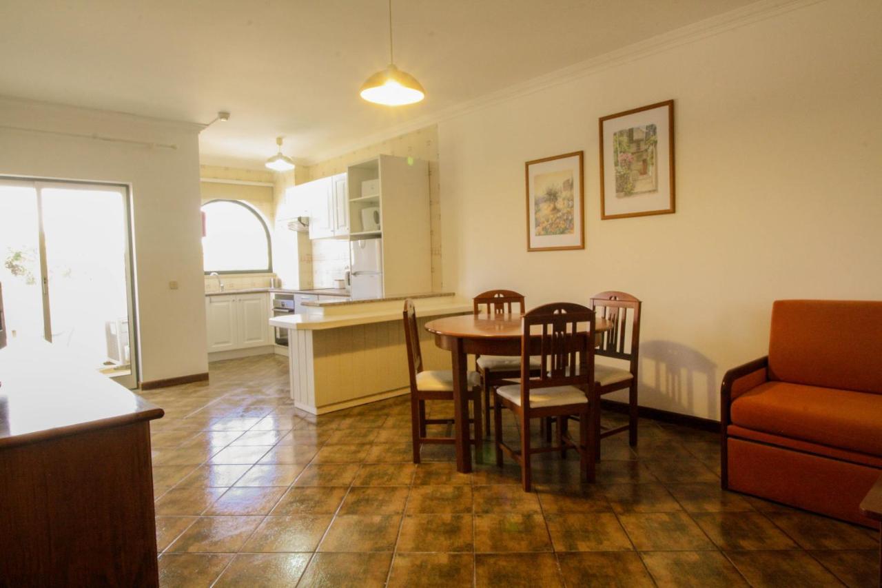 Apartment Vau Costa With Pool Alvor
